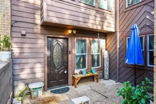 Photo #4: 21063496 Listing