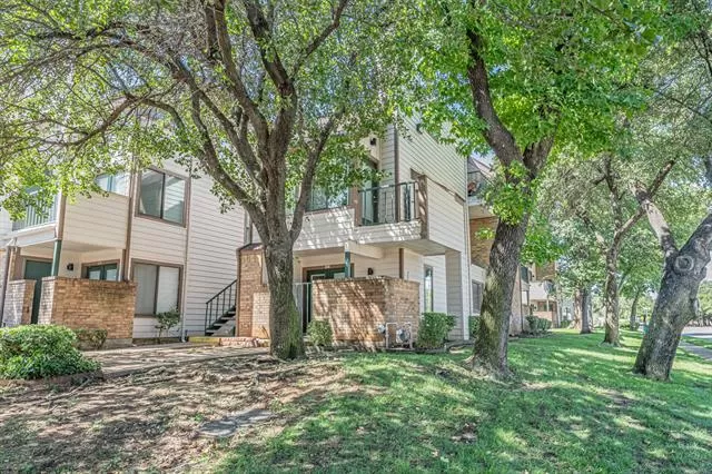 MLS: 21064776 Condo For Sale