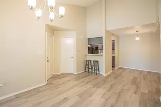 Photo #6: 21067765 Listing 