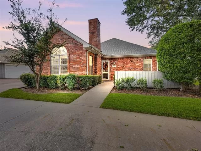 MLS: 21068567 Condo For Sale