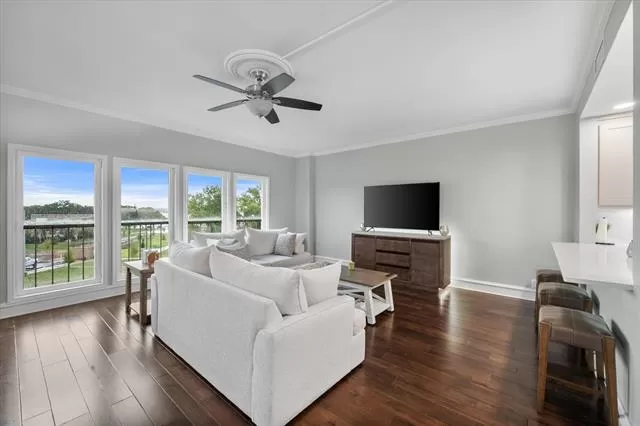 MLS: 21069243 Condo For Sale