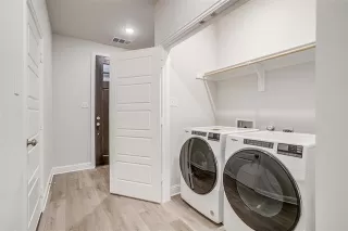 Photo #4: 21069406 Listing 