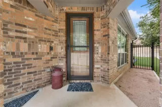 Photo #5: 21069941 Listing