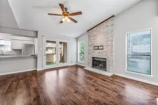 Photo #2: 21070275 Listing