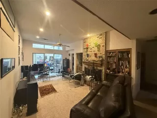 Photo #2: 21071725 Listing