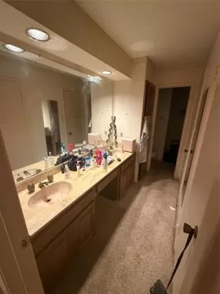 Photo #5: 21071725 Listing