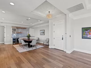 Photo #6: 21071746 Listing 