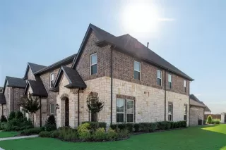 Photo #5: 21074413 Listing