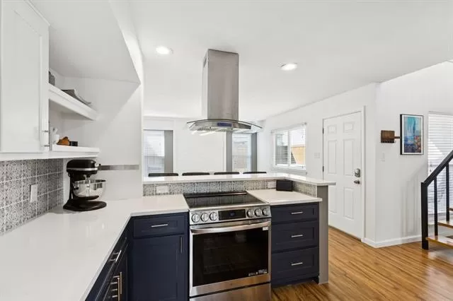 MLS: 21077161 Condo For Sale