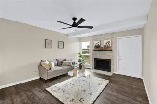 Photo #5: 21077766 Listing 