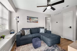 Photo #3: 21080278 Listing 