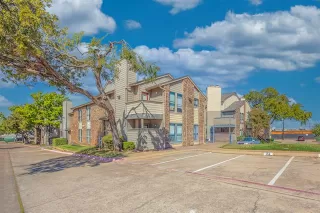 Photo #2: 21080738 Listing