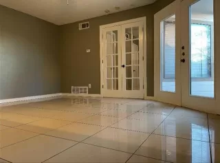 Photo #4: 21081552 Listing 