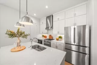 Photo #3: 21082858 Listing 