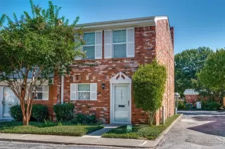 Photo #3: 21083544 Listing