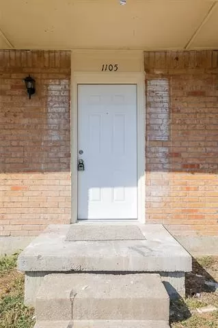 Photo #2: 21084173 Listing