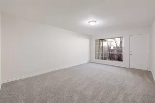 Photo #3: 21084173 Listing