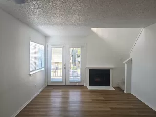 Photo #3: 21084182 Listing 