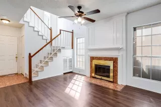 Photo #5: 21088774 Listing