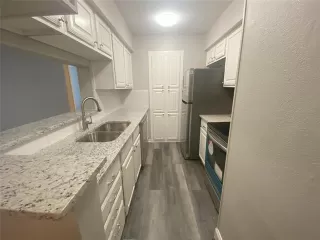 Photo #3: 21088945 Listing