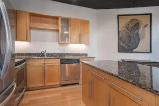 Photo #5: 21090536 Listing 