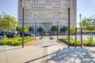 Photo #4: 21090603 Listing 