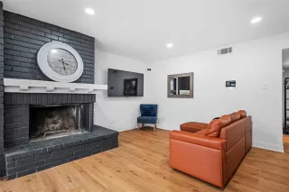 Photo #4: 21091435 Listing 