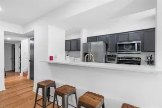 Photo #5: 21091435 Listing 