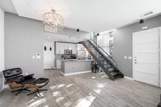 Photo #5: 21092386 Listing 