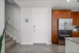 Photo #3: 21093454 Listing