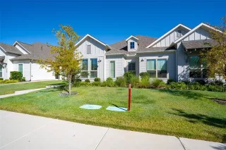 Photo #3: 21093549 Listing