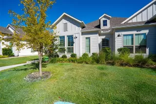 Photo #6: 21093549 Listing