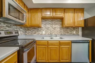 Photo #6: 21094469 Listing