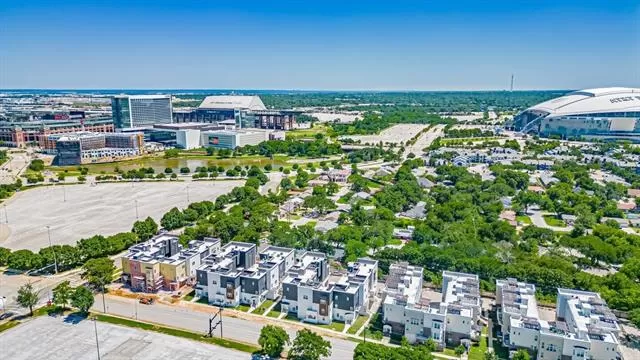 MLS: 21095602 Condo For Sale