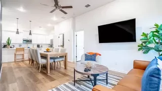 Photo #6: 21095634 Listing