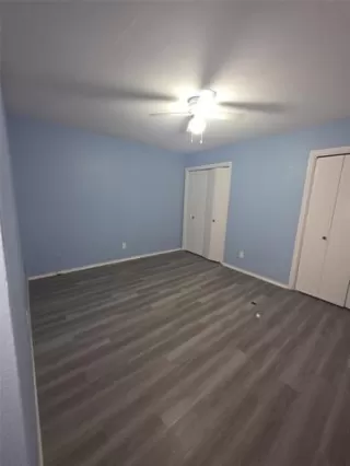 Photo #5: 21098794 Listing