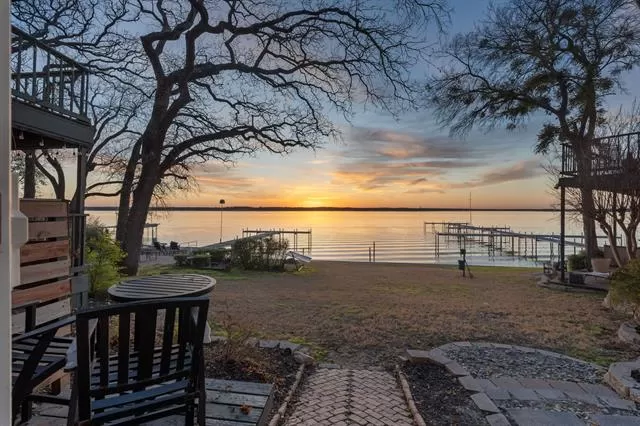 MLS: 21099297 Condo For Sale