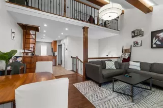 Photo #6: 21099297 Listing