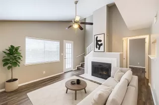 Photo #2: 21100970 Listing 