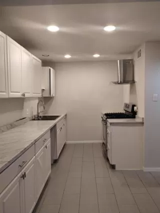 Photo #4: 21101260 Listing 