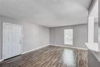 Photo #2: 21103375 Listing