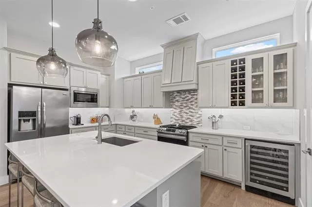 MLS: 21105554 Condo For Sale