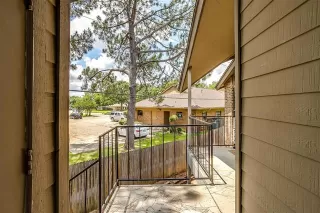 Photo #4: 21105857 Listing