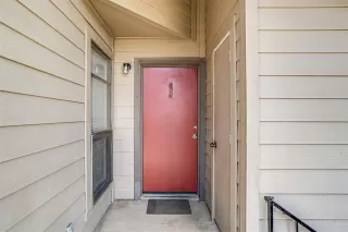 Photo #6: 21105857 Listing