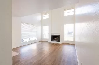 Photo #3: 21106505 Listing