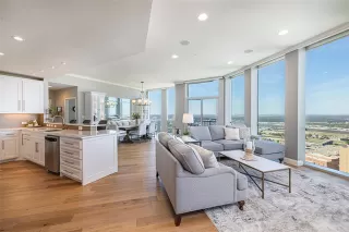 Photo #3: 21106801 Listing