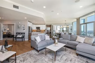 Photo #4: 21106801 Listing