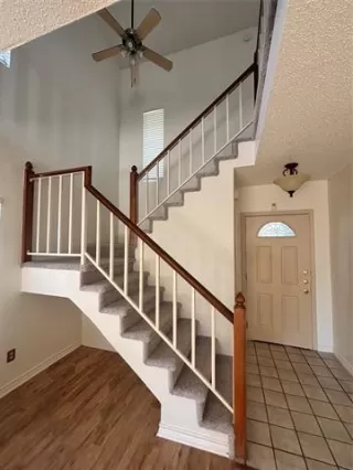 Photo #2: 21106928 Listing