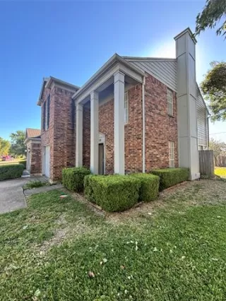 Photo #3: 21106928 Listing