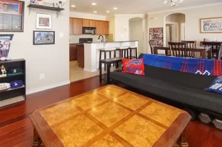 Photo #6: 21108383 Listing